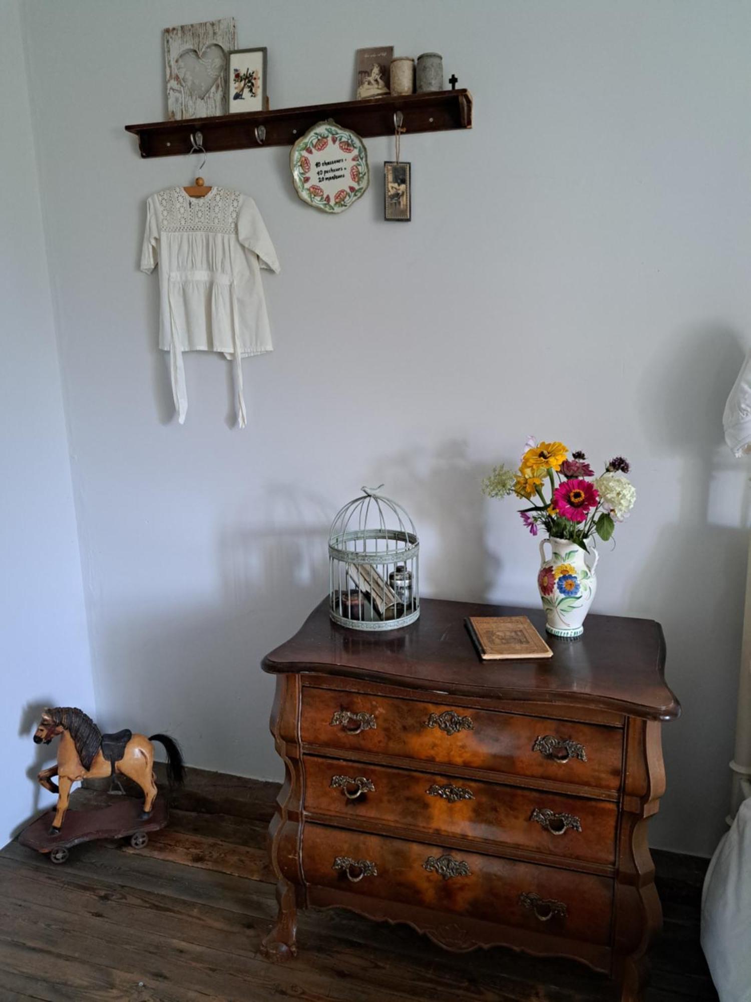 Chez Nous Bed & Breakfast Brigueil-le-Chantre Luaran gambar